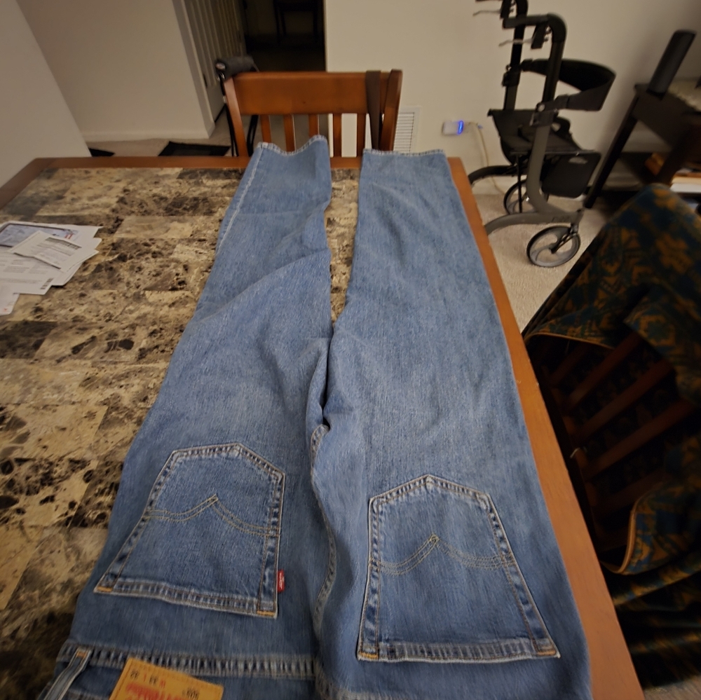Levi's 505 Straight Fit Denim Jeans - Picture 2 of 5